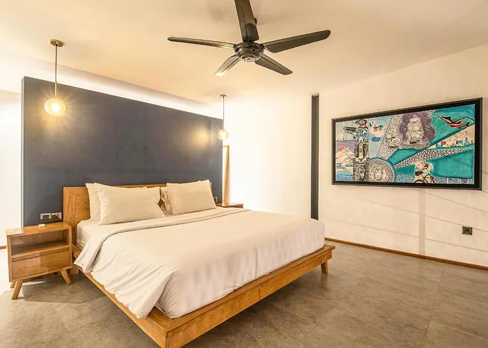 Chic Modern 3Br Villa, Enclosed Living Room ホテル チャングー